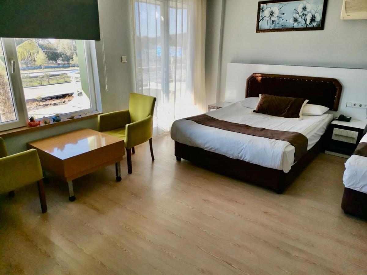 Hotel Simsek ฟินิเค ภายนอก รูปภาพ