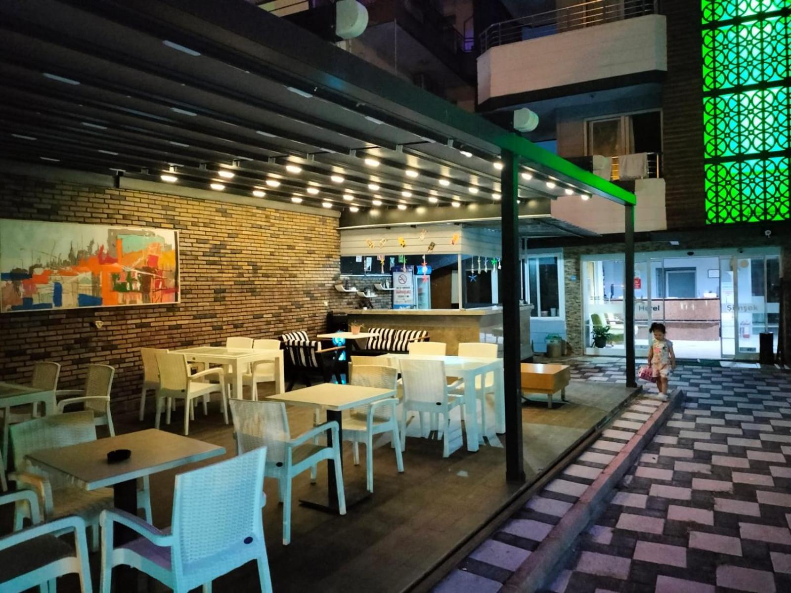 Hotel Simsek ฟินิเค ภายนอก รูปภาพ