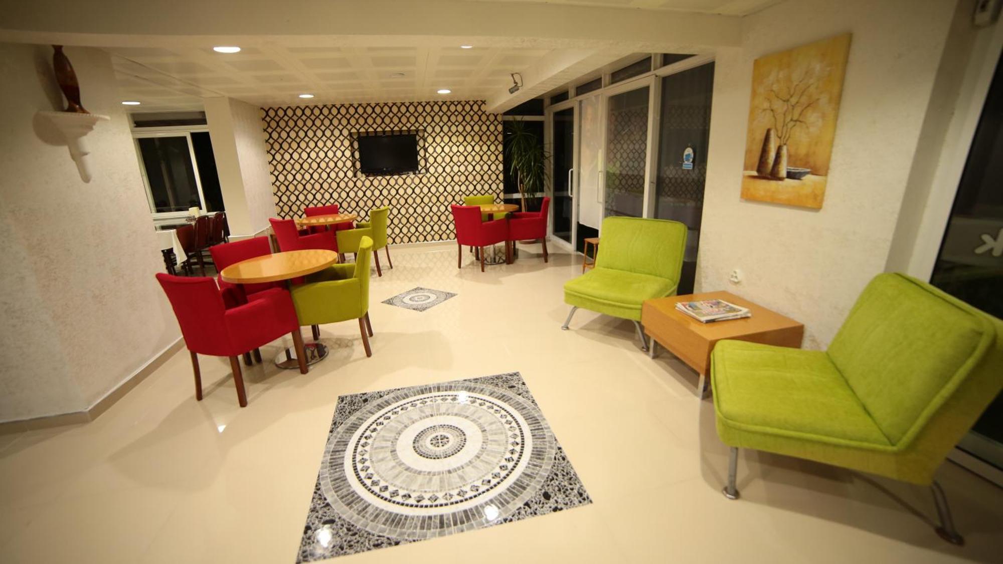 Hotel Simsek ฟินิเค ภายนอก รูปภาพ