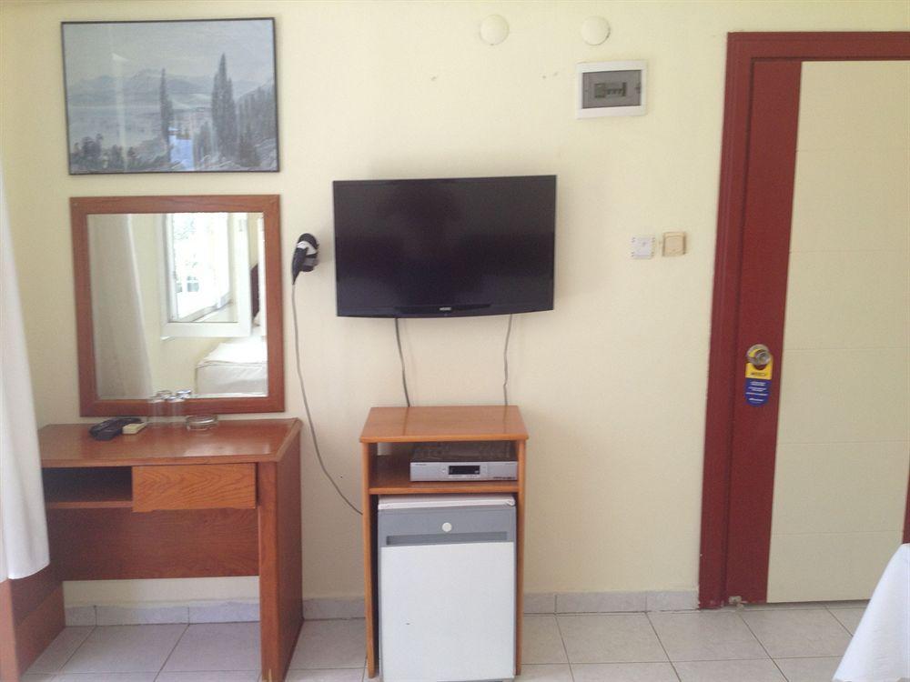 Hotel Simsek ฟินิเค ภายนอก รูปภาพ