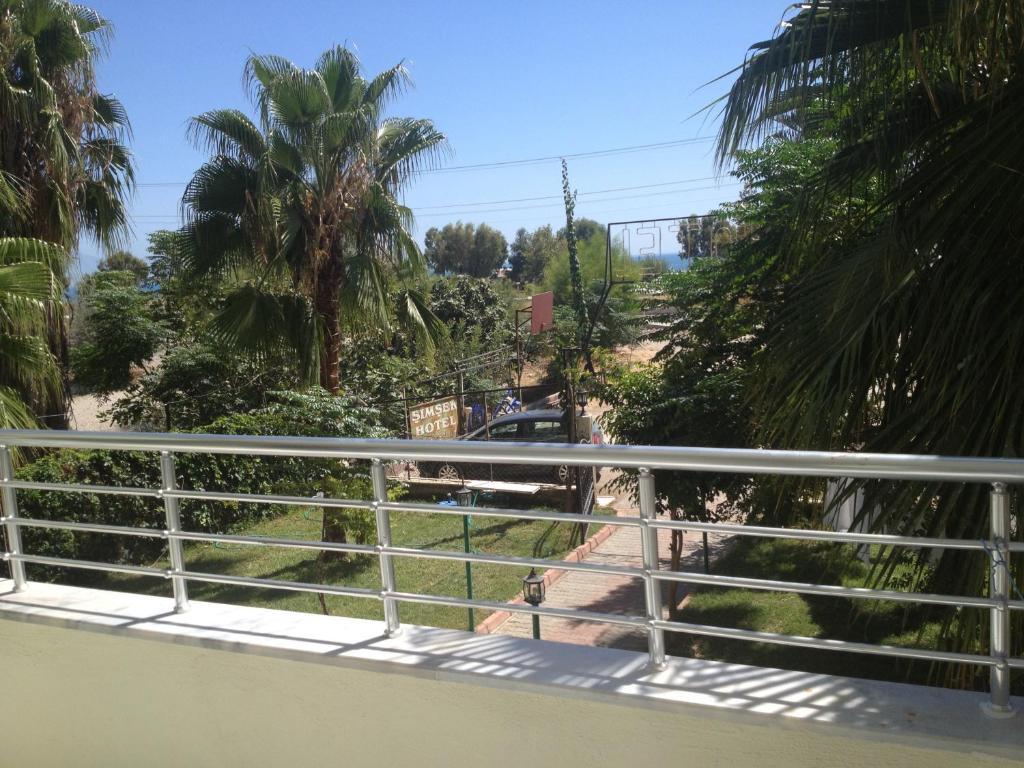 Hotel Simsek ฟินิเค ภายนอก รูปภาพ